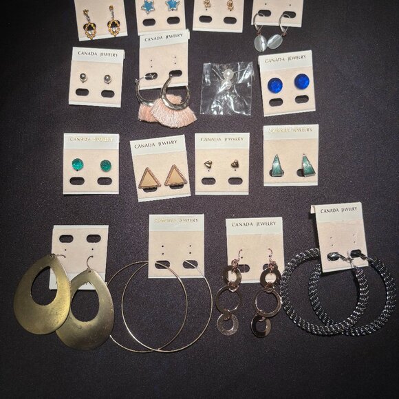 Earrings - Jewelry - Picture 1 of 3